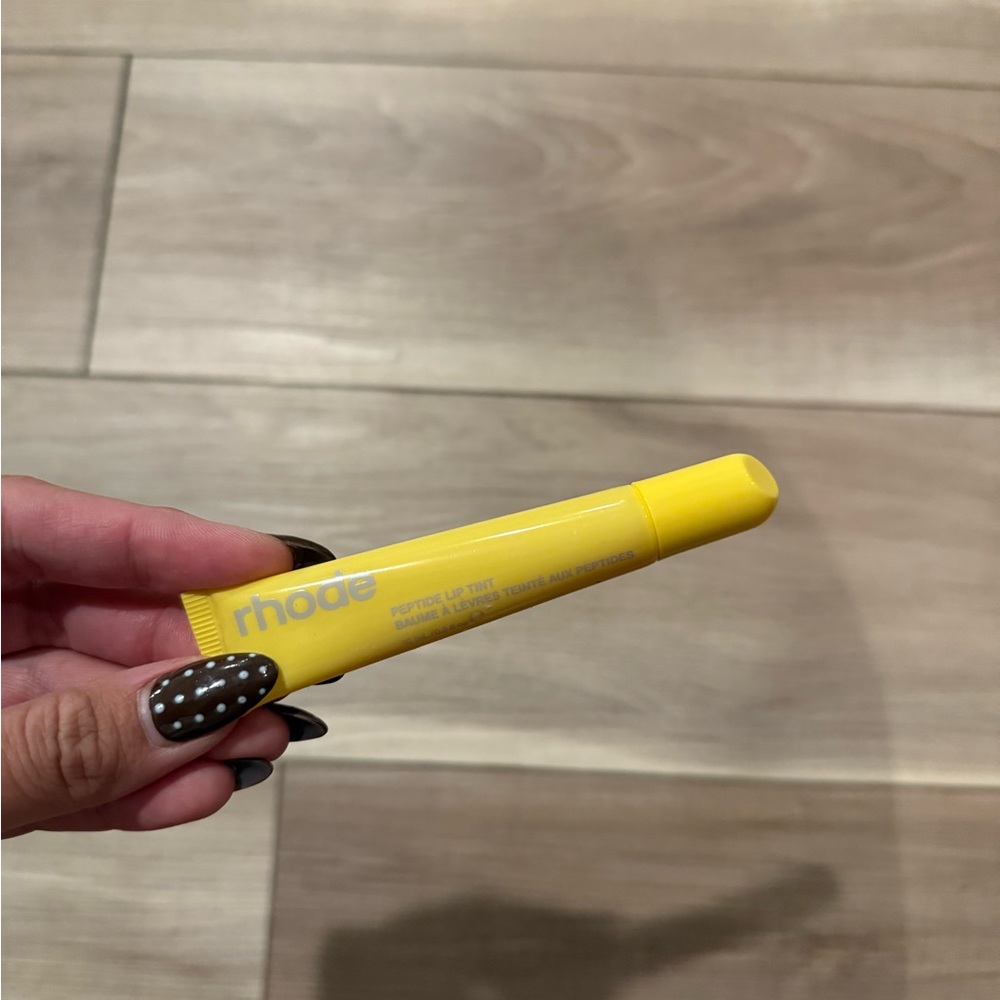RHODE Lip Treatment Balm in Lemontini